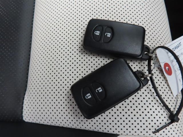 アクア クロスオーバー　フルセグ　メモリーナビ　ＤＶＤ再生　ミュージックプレイヤー接続可　バックカメラ　衝突被害軽減システム　ＥＴＣ　ワンオーナー　記録簿　アイドリングストップ（22枚目）