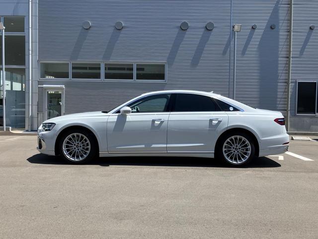 アウディ A8 55TFSIクワトロ 849.0万円 令和5年(2023年 アウディ A8 55TFSIクワトロ 849.0万円 令和5年(2023年