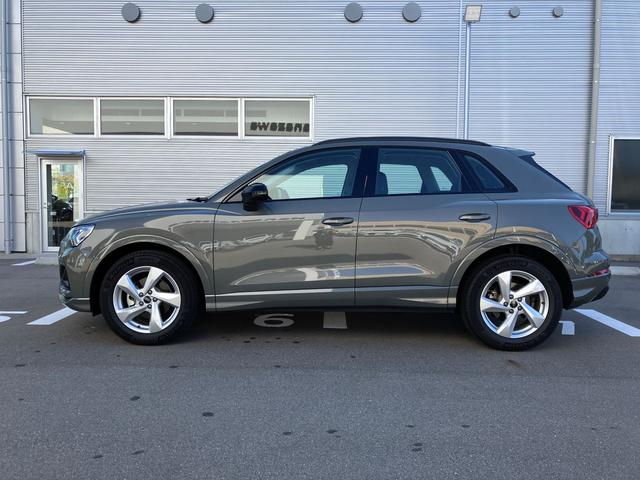 Ｑ３ ３５ＴＦＳＩアドバンスド　認定中古車／デモカー（7枚目）