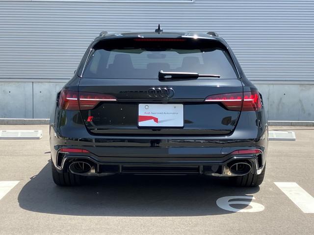 ＲＳ４アバント ベースグレード（6枚目）