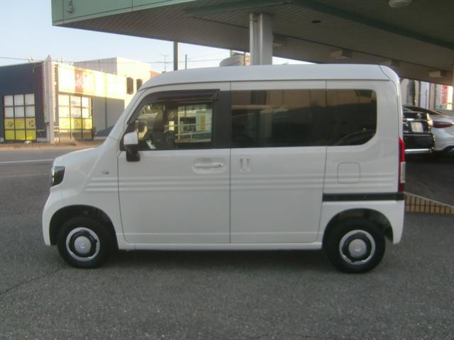 ファン・ホンダセンシング 4WD ハイルーフ ナビ装着用スペシャルPKG 地デジTV バックモニター スマートキー プッシュスタート フルLEDヘッドライト LEDフォグ オートAC 衝突軽減ブレーキ アダプティブクルーズ(5枚目)