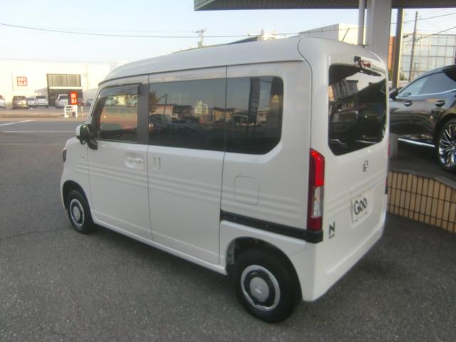 ファン・ホンダセンシング 4WD ハイルーフ ナビ装着用スペシャルPKG 地デジTV バックモニター スマートキー プッシュスタート フルLEDヘッドライト LEDフォグ オートAC 衝突軽減ブレーキ アダプティブクルーズ(6枚目)