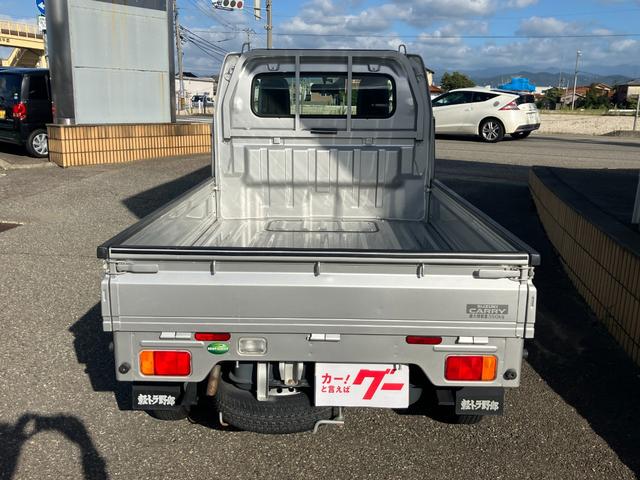 キャリイトラック ＫＣエアコン・パワステ　４ＷＤ　軽トラック　５速マニュアル　エアコン　パワーステアリング　三方開　積載量３５０ｋｇ　運転席エアバッグ（14枚目）
