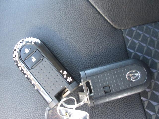 ムーヴ カスタム　ＲＳ　ハイパーリミテッドＳＡＩＩＩ　プッシュスタート　スマートキー　ＬＥＤヘッドライト　ＥＴＣ　衝突被害軽減装置　純正ナビ　フルセグＴＶ　バックカメラ　純正アルミ　ドライブレコーダー（前後２カメラ）　ハーフレザーシート（29枚目）