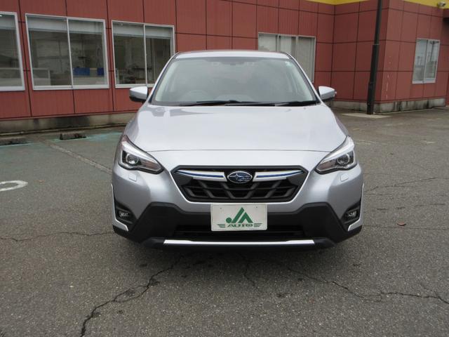 ＸＶ アドバンス　４ＷＤ　オートＡＣ　プッシュスタート　キーフリーシステム　ＬＥＤヘッド　ＥＴＣ　衝突被害軽減　ナビ　バックカメラ　純正アルミ　レーダークルーズコントロール　シートヒーター　パワーシート（2枚目）