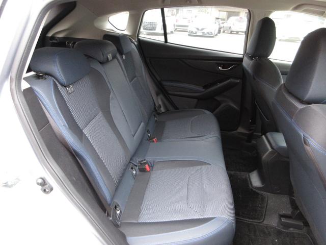 ＸＶ アドバンス　４ＷＤ　オートＡＣ　プッシュスタート　キーフリーシステム　ＬＥＤヘッド　ＥＴＣ　衝突被害軽減　ナビ　バックカメラ　純正アルミ　レーダークルーズコントロール　シートヒーター　パワーシート（9枚目）