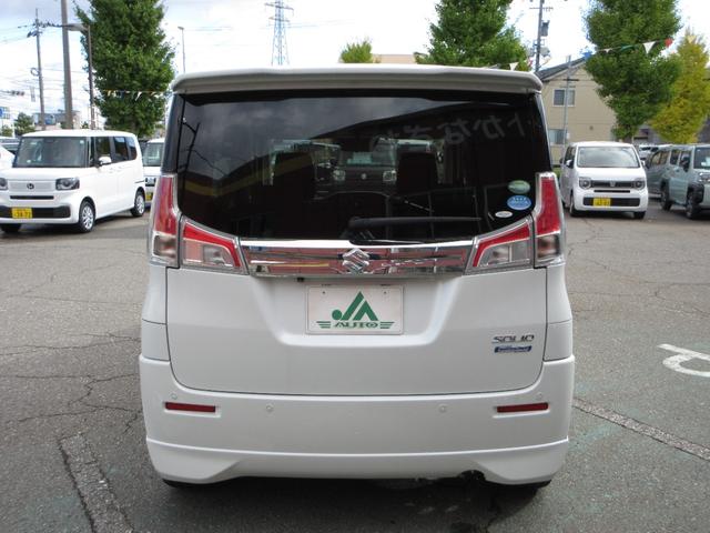 ソリオ ハイブリッドＭＺ　ＨＩＤヘッドライト　衝突被害軽減システム　純正ナビ　ＴＶ（フルセグ）　全方位モニタ－　純正アルミホイール　両側パワースライドドア　クルーズコントロール　シートヒーター（運転席）（8枚目）