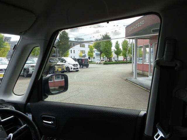 ソリオ ハイブリッドＭＺ　ＨＩＤヘッドライト　衝突被害軽減システム　純正ナビ　ＴＶ（フルセグ）　全方位モニタ－　純正アルミホイール　両側パワースライドドア　クルーズコントロール　シートヒーター（運転席）（16枚目）