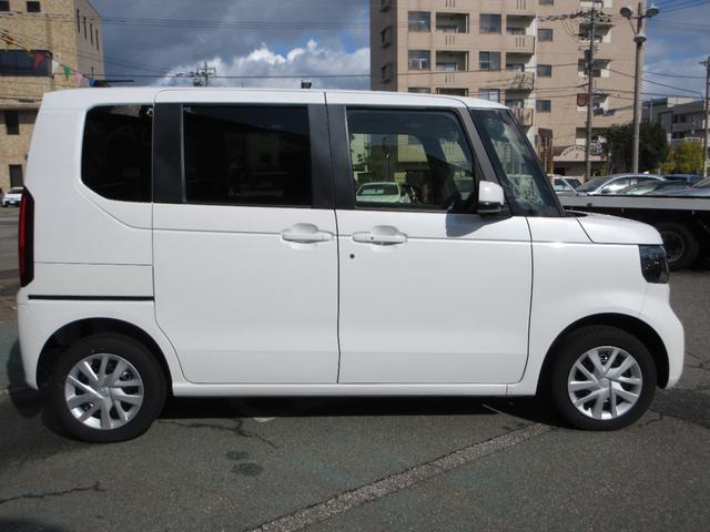 Ｎ－ＢＯＸ ベースグレード　フル装備　ＬＥＤヘッド　衝突被害軽減　８インチディスプレイオーディオ　バックカメラ　Ａｐｐｌｅ　Ｃａｒｐｌａｙ　両側パワースライド　クルーズコントロール　シートヒーター（フロント左右）（4枚目）