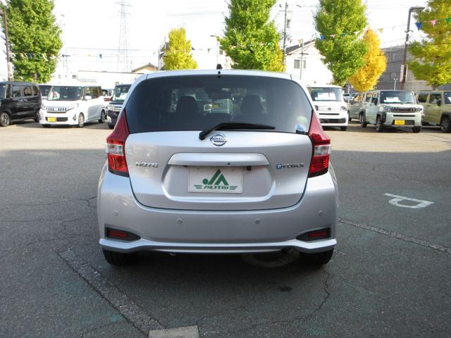 ノート e-パワー X Vセレクション インテリジェントキー LEDヘッド ETC 衝突被害軽減 純正ナビ TV(フルセグ) アラウンドビューモニター DVD CD 純正アルミ デジタルインナーミラー ドラレコ(8枚目)