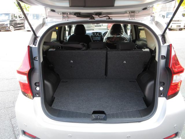 ノート e-パワー X Vセレクション インテリジェントキー LEDヘッド ETC 衝突被害軽減 純正ナビ TV(フルセグ) アラウンドビューモニター DVD CD 純正アルミ デジタルインナーミラー ドラレコ(39枚目)