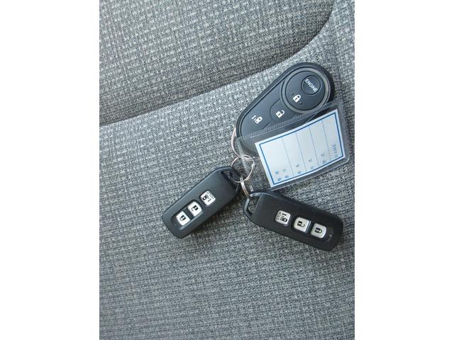 N-BOX G・Lホンダセンシング スマートキー LEDヘッド ETC 衝突被害軽減システム 純正ナビ TV(フルセグ) バックカメラ 左側パワースライドドア クルーズコントロール シートヒーター(フロント左右)(43枚目)