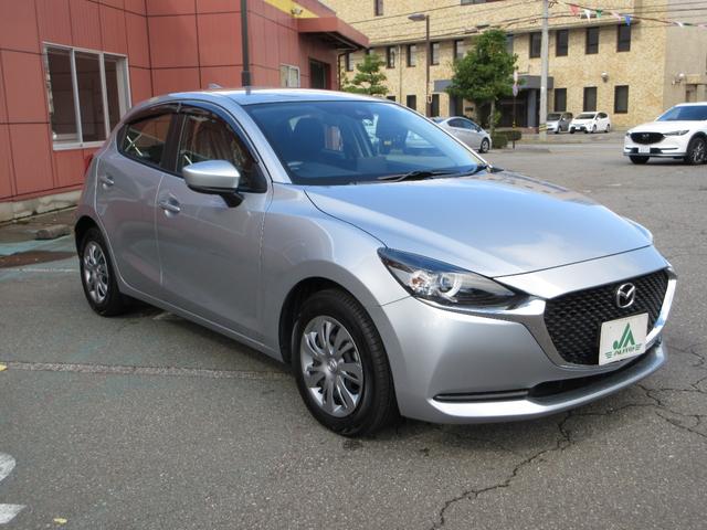 ＭＡＺＤＡ２ １５Ｓ　フル装備　キーレスエントリー　プッシュスタート　衝突被害軽減システム　純正ナビ　ＴＶ（フルセグ）　バックカメラ　ＴＶフリー未実施（3枚目）