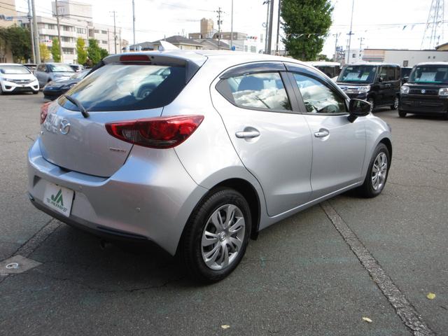 ＭＡＺＤＡ２ １５Ｓ　フル装備　キーレスエントリー　プッシュスタート　衝突被害軽減システム　純正ナビ　ＴＶ（フルセグ）　バックカメラ　ＴＶフリー未実施（7枚目）