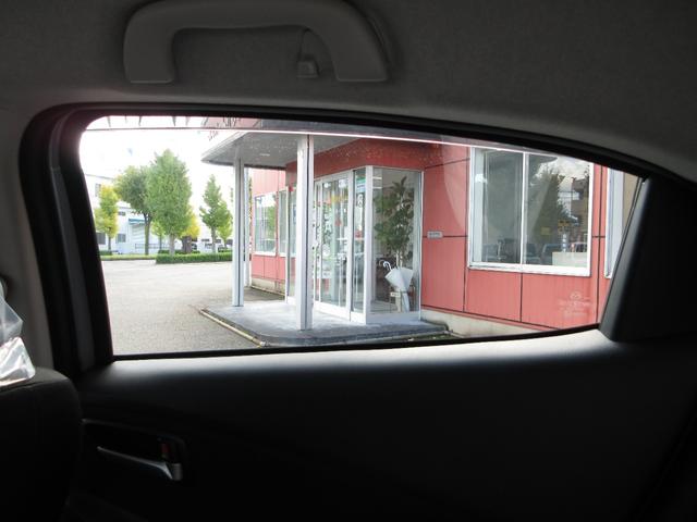 ＭＡＺＤＡ２ １５Ｓ　フル装備　キーレスエントリー　プッシュスタート　衝突被害軽減システム　純正ナビ　ＴＶ（フルセグ）　バックカメラ　ＴＶフリー未実施（13枚目）