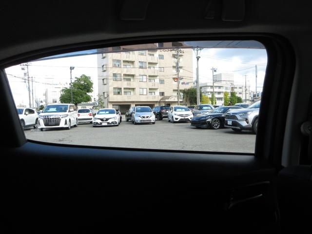 ＭＡＺＤＡ２ １５Ｓ　フル装備　キーレスエントリー　プッシュスタート　衝突被害軽減システム　純正ナビ　ＴＶ（フルセグ）　バックカメラ　ＴＶフリー未実施（14枚目）