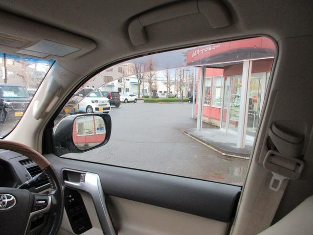 ランドクルーザープラド TX Lパッケージ 4WD オートAC ワンオーナー ETC ナビ TV(フルセグ) Bluetooth バックカメラ 純正アルミホイール 本革シート ドライブレコーダー シートヒーター(フロント左右)(16枚目)