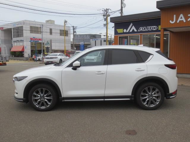 ＣＸ－５ ＸＤ　エクスクルーシブモード　４ＷＤ　プッシュスタート　ＥＴＣ　衝突被害軽減システム　純正ナビ　ＴＶ（フルセグ）　全方位モニタ－　ＤＶＤ　ＣＤ　純正アルミホイール　ドライブレコーダー　パワーバックドア　パワーシート（5枚目）