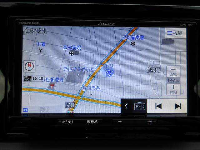 フィット ｅ：ＨＥＶベーシック　プッシュスタート　スマートキー　ＥＴＣ　衝突被害軽減システム　ナビ　バックカメラ　ドライブレコーダー（13枚目）