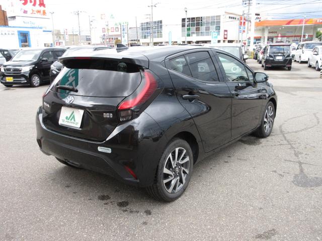 アクア Ｚ　プッシュスタート　スマートキー　ＬＥＤヘッドライト　ＥＴＣ　衝突被害軽減システム　ナビ　１０．５インチディスプレイオーディ　Ｂｌｕｅｔｏｏｔｈ　バックカメラ　純正アルミホイール（8枚目）