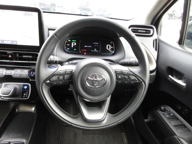 アクア Ｚ　プッシュスタート　スマートキー　ＬＥＤヘッドライト　ＥＴＣ　衝突被害軽減システム　ナビ　１０．５インチディスプレイオーディ　Ｂｌｕｅｔｏｏｔｈ　バックカメラ　純正アルミホイール（17枚目）