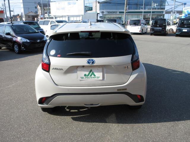 アクア Ｇ　プッシュスタート　スマートキー　ＥＴＣ　衝突被害軽減システム　ディスプレイオーディオ　Ｂｌｕｅｔｏｏｔｈ　パノラミックビューモニター　外ＡＷ　ドライブレコーダー（前後２カメラ）（3枚目）