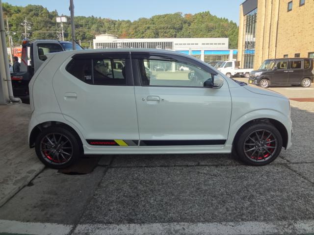 アルトワークス ベースグレード(4枚目)