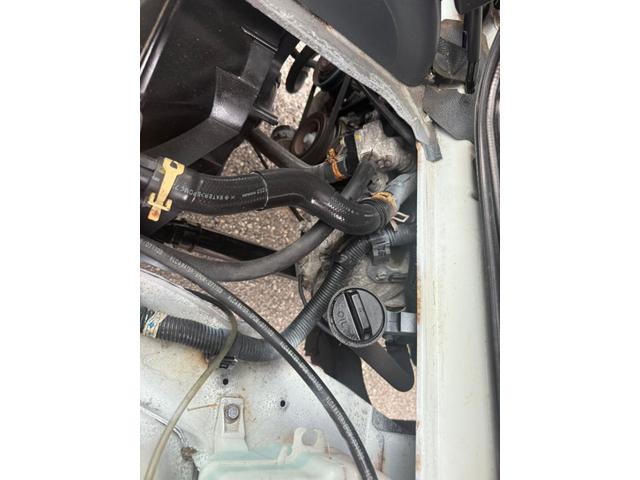 ハイゼットトラック エアコン・パワステ　スペシャル　４ＷＤ　三方開　積載可能量３５０ｋｇ　５速ミッション　エアコン　パワーステアリング　運転席エアバック　車検２年付き（41枚目）