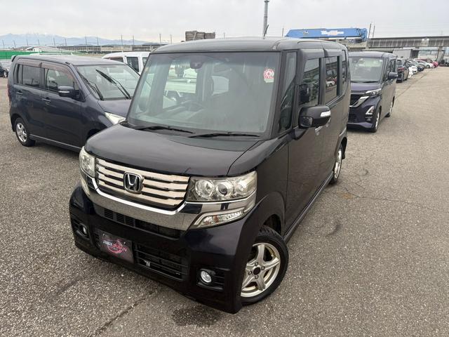 Ｎ－ＢＯＸカスタム Ｇ・Ａパッケージ　バックカメラ　両側スライド・片側電動　衝突被害軽減システム　ＨＩＤ　スマートキー　アイドリングストップ　ベンチシート　ＣＶＴ　盗難防止システム　ＡＢＳ　ＥＳＣ　アルミホイール　エアコン　車検２年付き（4枚目）