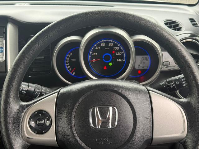 Ｎ－ＢＯＸカスタム Ｇ・Ａパッケージ　バックカメラ　両側スライド・片側電動　衝突被害軽減システム　ＨＩＤ　スマートキー　アイドリングストップ　ベンチシート　ＣＶＴ　盗難防止システム　ＡＢＳ　ＥＳＣ　アルミホイール　エアコン　車検２年付き（24枚目）