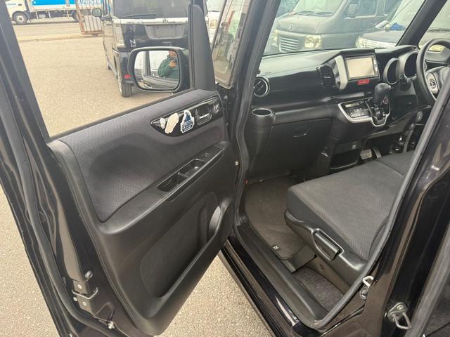 Ｎ－ＢＯＸカスタム Ｇ・Ａパッケージ　バックカメラ　両側スライド・片側電動　衝突被害軽減システム　ＨＩＤ　スマートキー　アイドリングストップ　ベンチシート　ＣＶＴ　盗難防止システム　ＡＢＳ　ＥＳＣ　アルミホイール　エアコン　車検２年付き（36枚目）