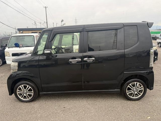 Ｎ－ＢＯＸカスタム Ｇ・Ｌパッケージ　４ＷＤ　ナビ　地デジ　Ｂｌｕｅｔｏｏｔｈオーディオ　ＣＤ／ＤＶＤ　バックカメラ　両側スライド　片側パワースライド　オートライト　オートＡ／Ｃ　ｅｃｏモード切替　ＥＴＣ　フルフラットシート　車検２年付き（5枚目）