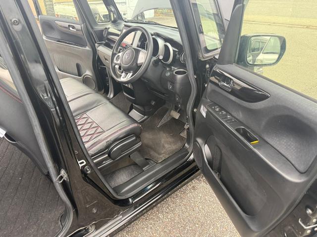 Ｎ－ＢＯＸカスタム Ｇ・Ｌパッケージ　４ＷＤ　ナビ　地デジ　Ｂｌｕｅｔｏｏｔｈオーディオ　ＣＤ／ＤＶＤ　バックカメラ　両側スライド　片側パワースライド　オートライト　オートＡ／Ｃ　ｅｃｏモード切替　ＥＴＣ　フルフラットシート　車検２年付き（24枚目）