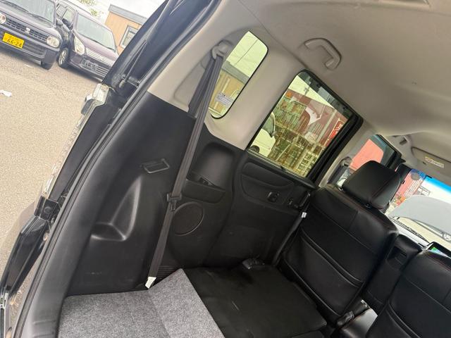 Ｎ－ＢＯＸカスタム Ｇ・Ｌパッケージ　４ＷＤ　ナビ　地デジ　Ｂｌｕｅｔｏｏｔｈオーディオ　ＣＤ／ＤＶＤ　バックカメラ　両側スライド　片側パワースライド　オートライト　オートＡ／Ｃ　ｅｃｏモード切替　ＥＴＣ　フルフラットシート　車検２年付き（32枚目）