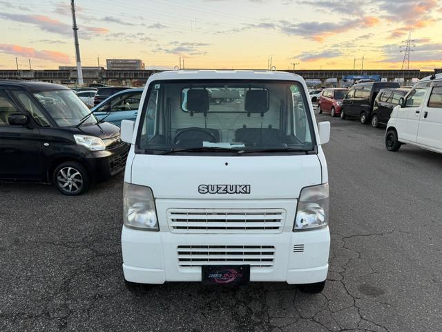 キャリイトラック エアコン・パワステ 4WD 5速MT 車検2年付き(3枚目)