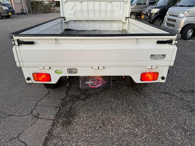 キャリイトラック エアコン・パワステ 4WD 5速MT 車検2年付き(9枚目)
