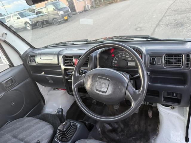 キャリイトラック エアコン・パワステ 4WD 5速MT 車検2年付き(33枚目)