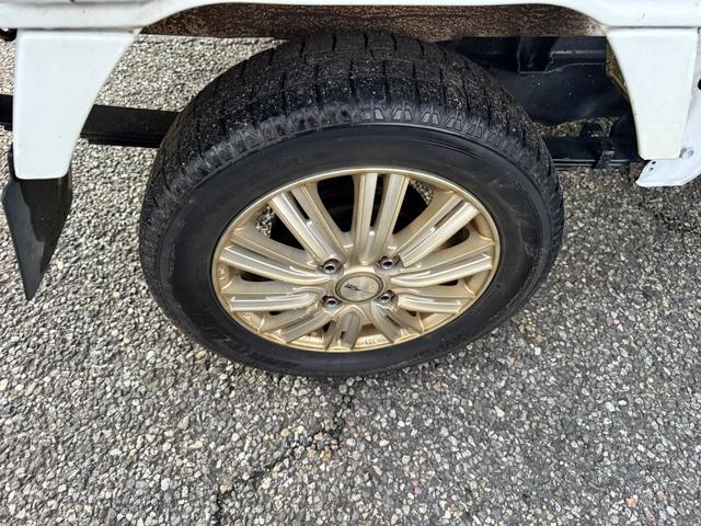 キャリイトラック エアコン・パワステ 4WD 5速MT 車検2年付き(46枚目)