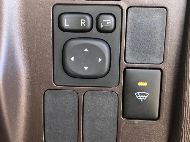 パッソ １．０Ｘ　Ｌパッケージ・キリリ　４ＷＤ　純正ＳＤナビ地デジＴＶ　Ｂｌｕｅｔｏｏｔｈ　バックモニター　スマートキー　ＨＩＤヘッドライト　オートエアコン　ワイパーデアイサー　ベンチシート　プライバシーガラス　リアワイパー　寒冷地仕様（24枚目）