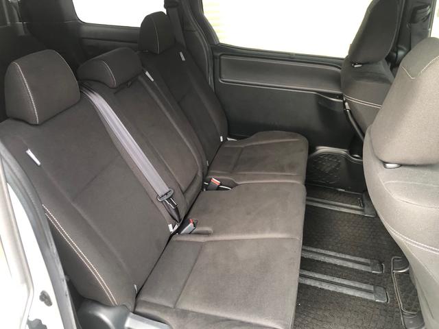 エスクァイア Ｘｉ　４ＷＤ　純正ＳＤナビ地デジ　フルセグＴＶ　ＤＶＤビデオ　Ｂｌｕｅｔｏｏｔｈ　バックモニター　ドライブレコーダー　ＥＴＣ　パワースライドドア　トヨタセーフティセンス　ＬＥＤヘッドライト　純正アルミ（13枚目）