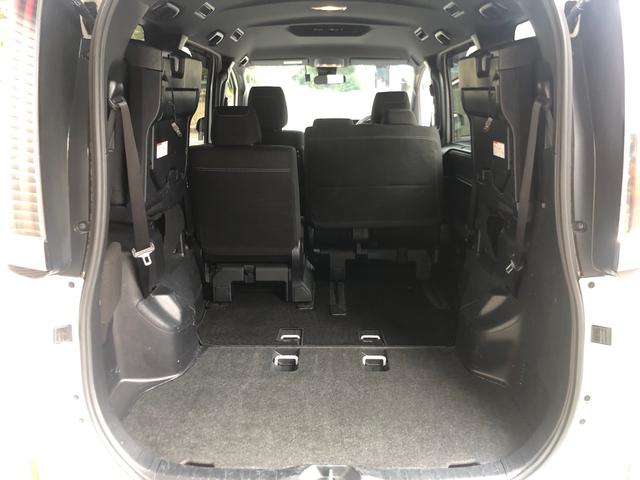 エスクァイア Ｘｉ　４ＷＤ　純正ＳＤナビ地デジ　フルセグＴＶ　ＤＶＤビデオ　Ｂｌｕｅｔｏｏｔｈ　バックモニター　ドライブレコーダー　ＥＴＣ　パワースライドドア　トヨタセーフティセンス　ＬＥＤヘッドライト　純正アルミ（16枚目）