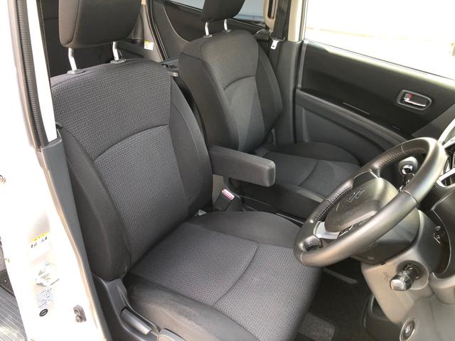 ソリオ Ｓ－ＤＪＥ　レーダーブレーキサポートＩＩ　ＳＤナビ地デジ　フルセグＴＶ　ＤＶＤビデオ　Ｂｌｕｅｔｏｏｔｈ　バックモニター　ＥＴＣ　両側パワースライドドア　スマートキー　プッシュスタート　純正エアロ　アルミ　ＨＩＤ（13枚目）