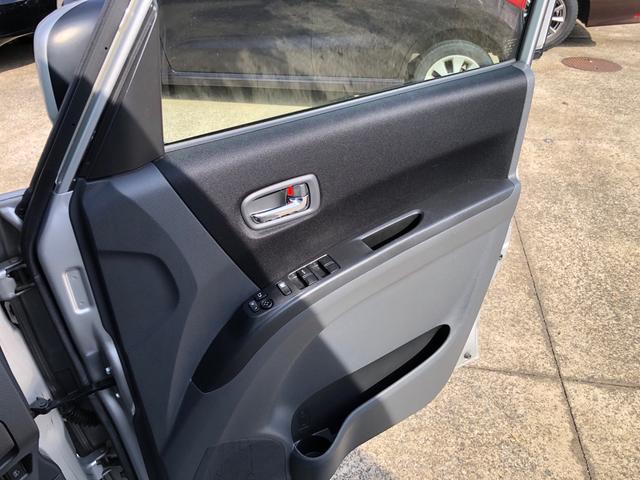 ソリオ Ｓ－ＤＪＥ　レーダーブレーキサポートＩＩ　ＳＤナビ地デジ　フルセグＴＶ　ＤＶＤビデオ　Ｂｌｕｅｔｏｏｔｈ　バックモニター　ＥＴＣ　両側パワースライドドア　スマートキー　プッシュスタート　純正エアロ　アルミ　ＨＩＤ（29枚目）