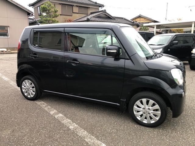 モコ X アイドリングストップ機能 オートエアコン スマートキー プッシュスタート 革巻ステアリング ベンチシート 純正アルミ ウインカードアミラー CD&USBオーディオ(3枚目)