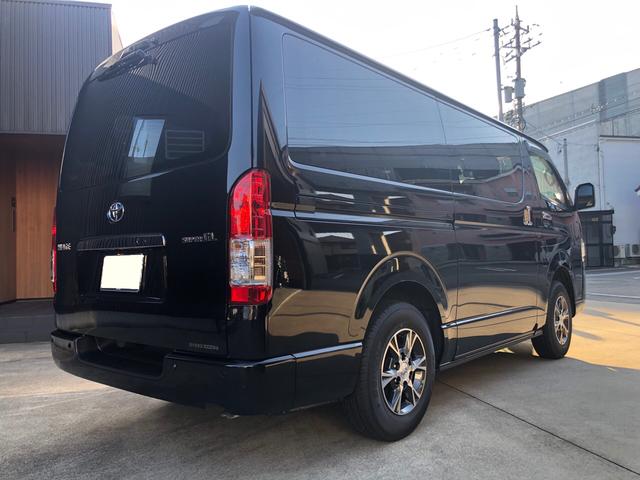 ハイエースバン スーパーＧＬ　ダークプライムＩＩ　４ＷＤ　アルパイン１１型ＢＩＧーＸナビ地デジＴＶ　パノラミックビューモニター　デジタルインナーミラー　両側パワースライド　スマートキー　　ＬＥＤライト　ＥＴＣ　前後ドラレコ　寒冷地仕様　純正アルミ（7枚目）