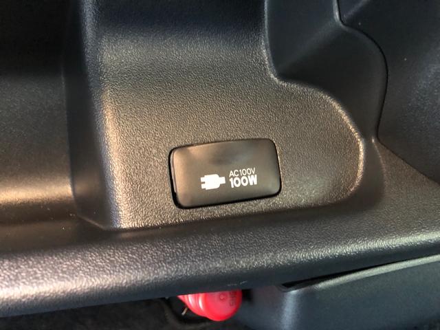 ハイエースバン スーパーＧＬ　ダークプライムＩＩ　４ＷＤ　アルパイン１１型ＢＩＧーＸナビ地デジＴＶ　パノラミックビューモニター　デジタルインナーミラー　両側パワースライド　スマートキー　　ＬＥＤライト　ＥＴＣ　前後ドラレコ　寒冷地仕様　純正アルミ（24枚目）