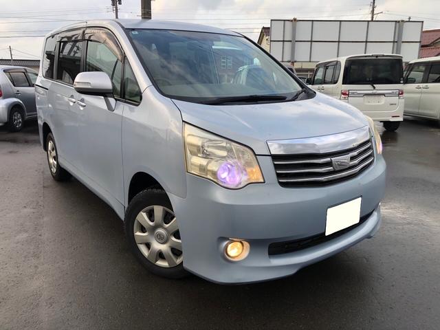 ノア X Lセレクション 4WD 寒冷地仕様 デュアルオートエアコン ワイパーデアイサー 両側パワースライドドア スマートキー プッシュスタート SDナビ地デジ フルセグTV DVDビデオ Bluetooth バックモニター(2枚目)