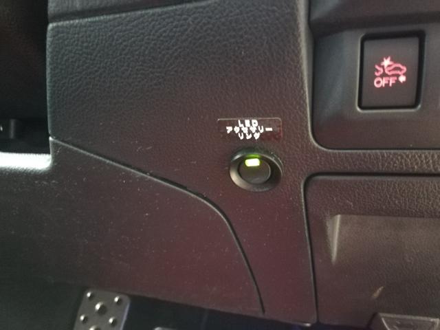 レガシィアウトバック リミテッド アイサイト 純正ナビ TV USB パワーバックドア 革シート シートヒーター 社外マフラー(43枚目)