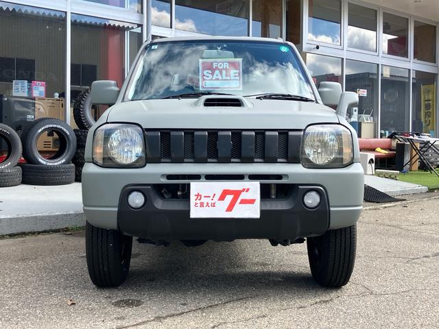 ジムニー ランドベンチャー キーレスエントリー 4WD ETC CD アルミホイール 革シート シートヒーター 運転席・助手席エアバック ABS 衝突安全ボディ エアコン パワーウインドウ(2枚目)