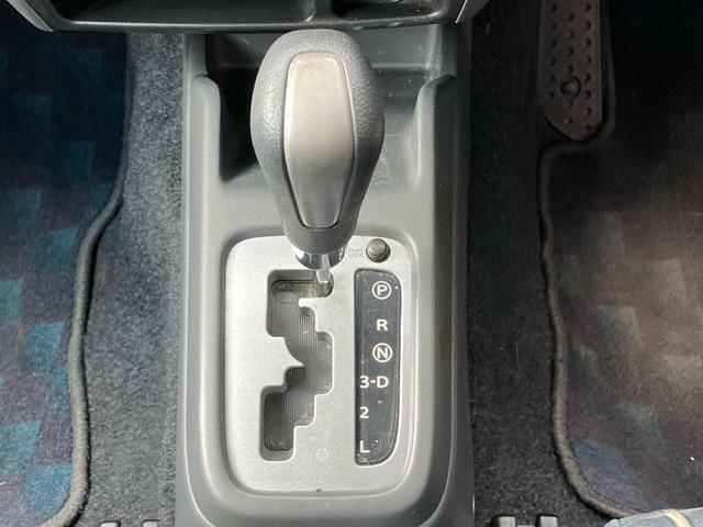 ジムニー ランドベンチャー キーレスエントリー 4WD ETC CD アルミホイール 革シート シートヒーター 運転席・助手席エアバック ABS 衝突安全ボディ エアコン パワーウインドウ(57枚目)